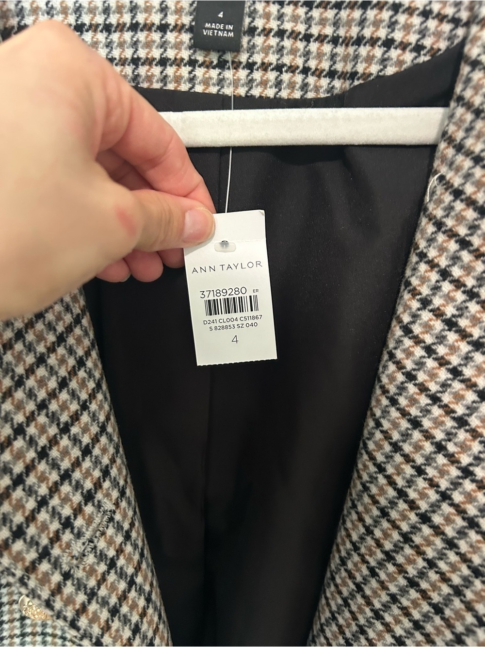 NWT Ann Taylor Cropped Plaid Double Breasted Jacket Gold Hardwear Size 4 - Picture 4 of 8